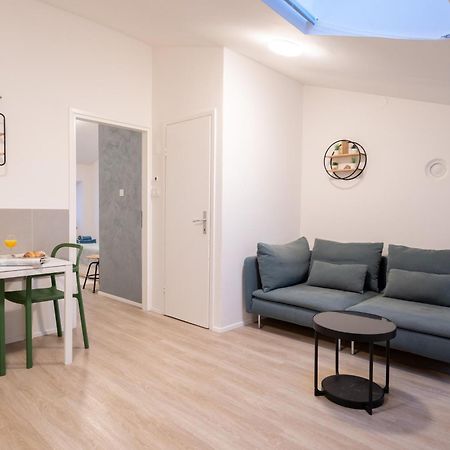 Loft With 2 Bedrooms - Historical District Ровинь Экстерьер фото