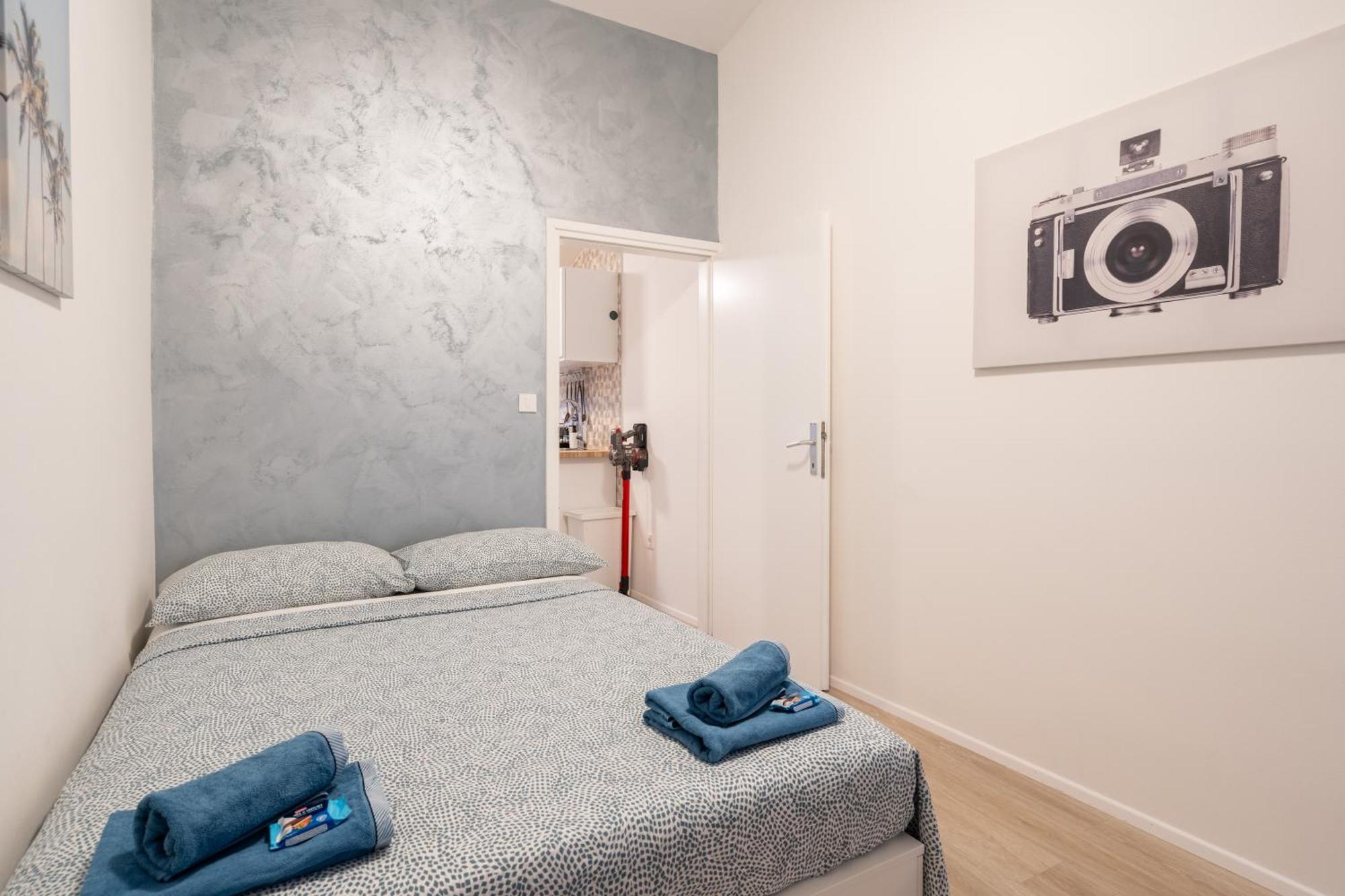 Loft With 2 Bedrooms - Historical District Ровинь Экстерьер фото